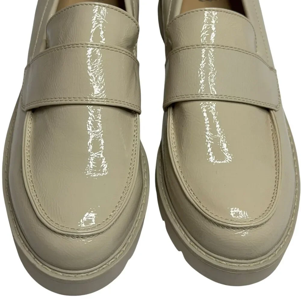 New York & Co Halle Lug Sole Loafer Shoe Faux Patent Leather Women Beige 10 NWOT